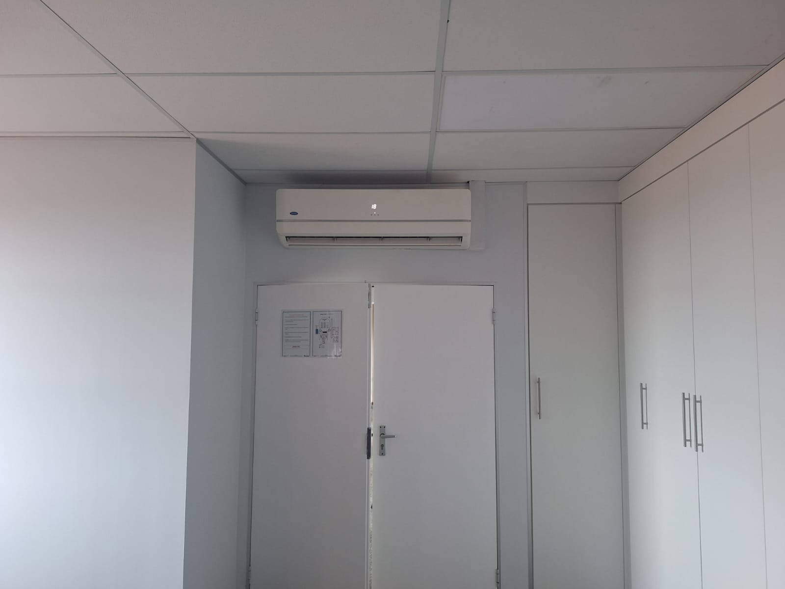 air conditioning installations,air conditioning repairs,air conditioner services,air conditioner maintenance,Aircon Specialists,Aircon Repairs and Replacements parts